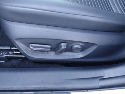 2023 Toyota CAMRY SE AUTO AWD