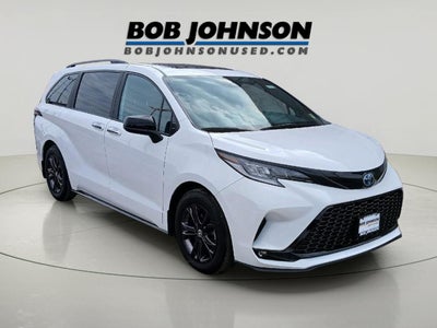 2025 Toyota SIENNA MINIVAN