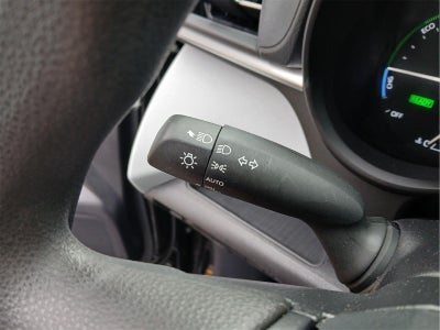 2025 Toyota Sienna LE 8-Passenger