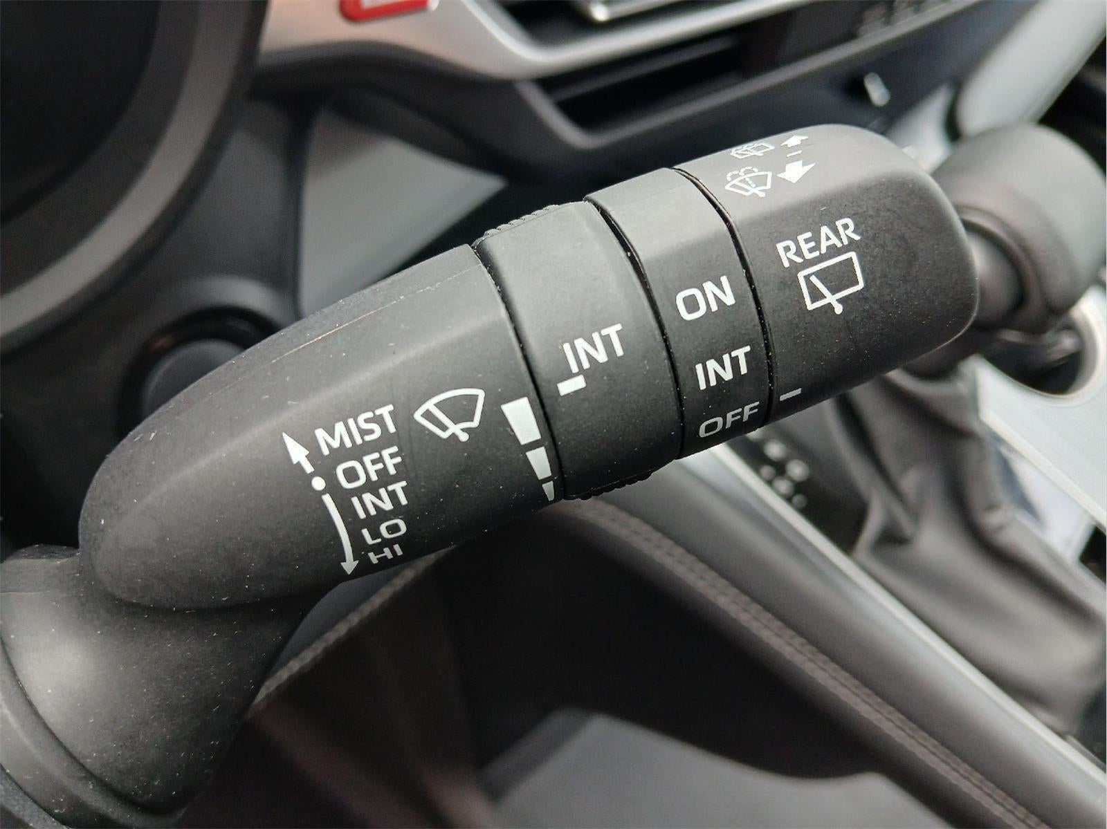 2025 Toyota Sienna LE 8-Passenger