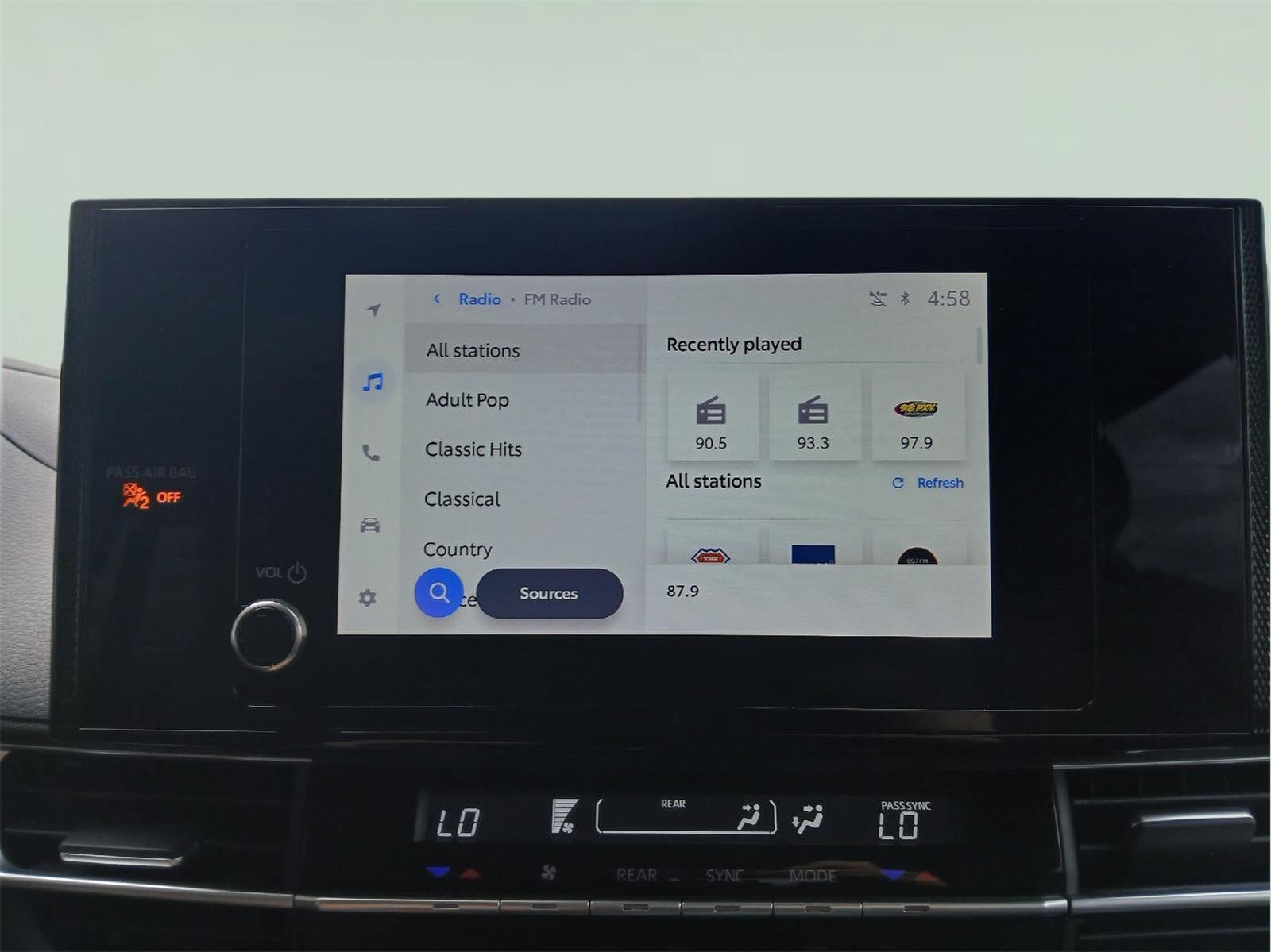 2025 Toyota Sienna LE 8-Passenger