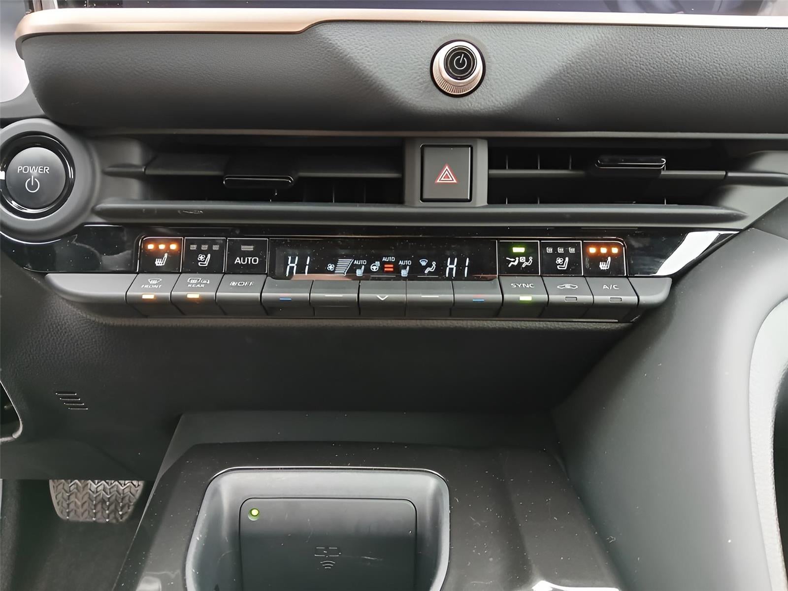 2025 Toyota Crown Signia XLE **FLEX BUY $550/Monthly**