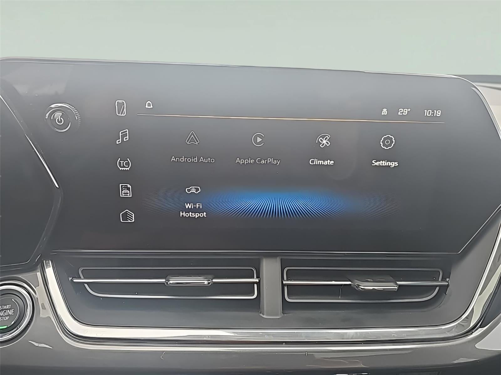 2024 Chevrolet Trax ACTIV Fully Loaded w/Sunroof!! Fresh Trade! CarBravo Cer