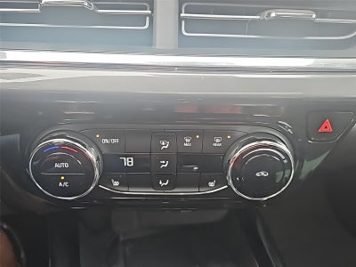 2024 Chevrolet Trax ACTIV Fully Loaded w/Sunroof!! Fresh Trade! CarBravo Cer