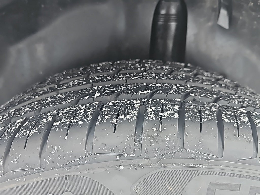 2024 Chevrolet Trax ACTIV Fully Loaded w/Sunroof!! Fresh Trade! CarBravo Cer