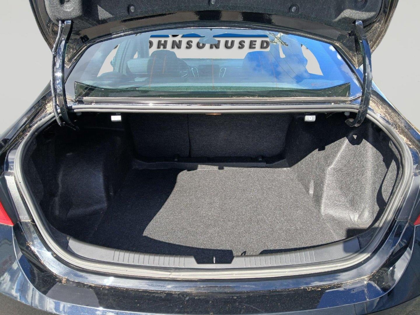 2022 Chevrolet Malibu LS