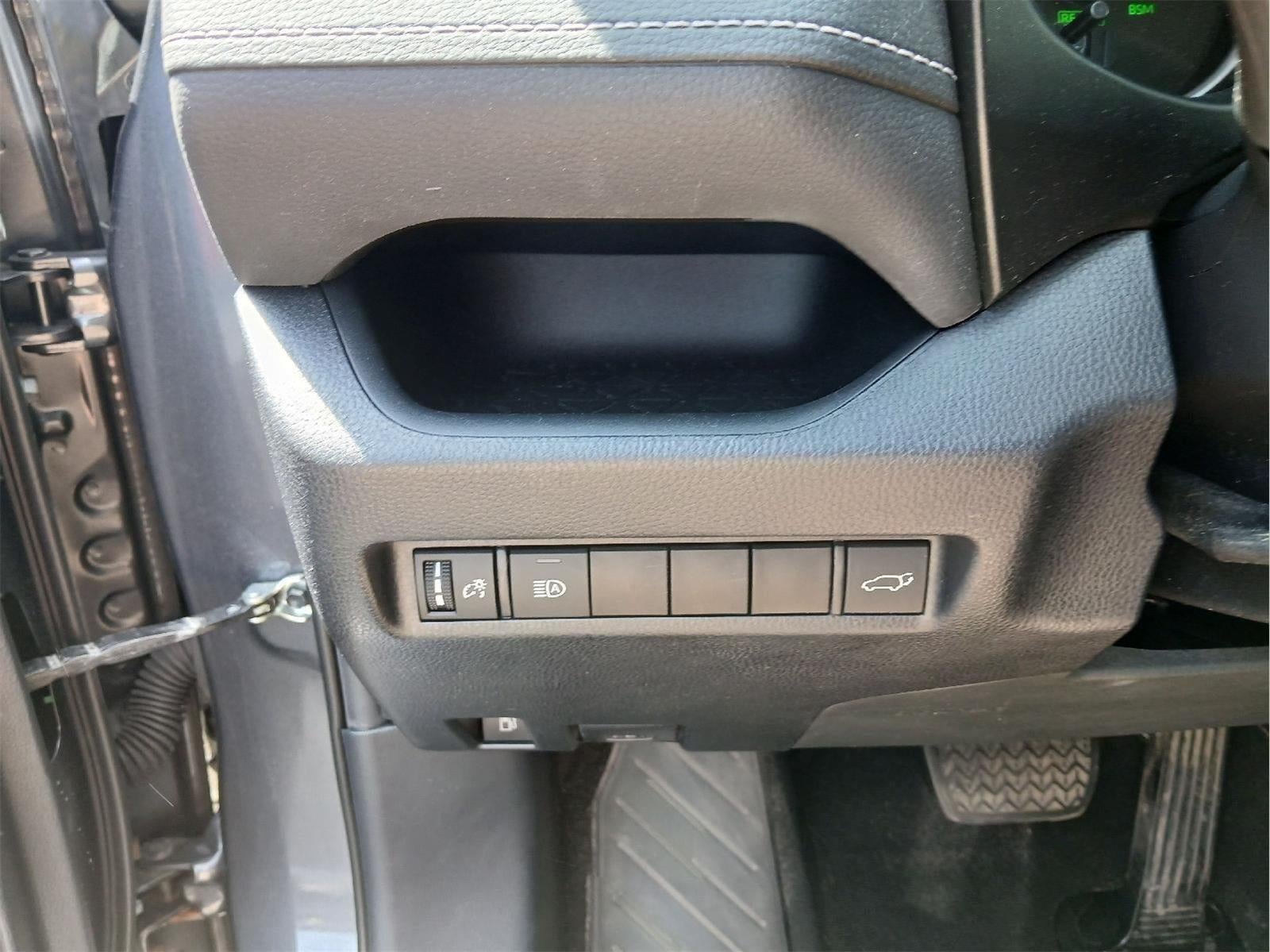 2019 Toyota RAV4 Hybrid XLE