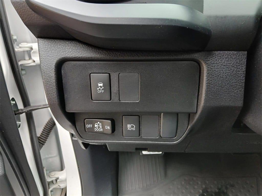 2023 Toyota TACOMA SR SR V6