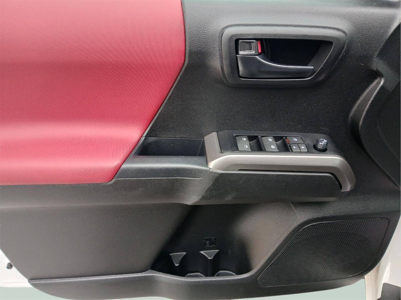 2023 Toyota TACOMA SR5 SR5 V6