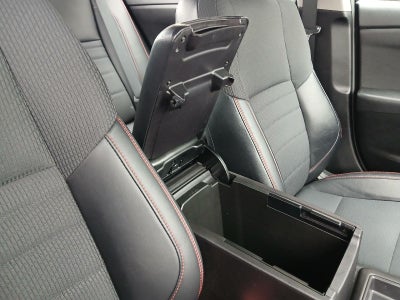 2017 Toyota CAMRY SE SEDAN