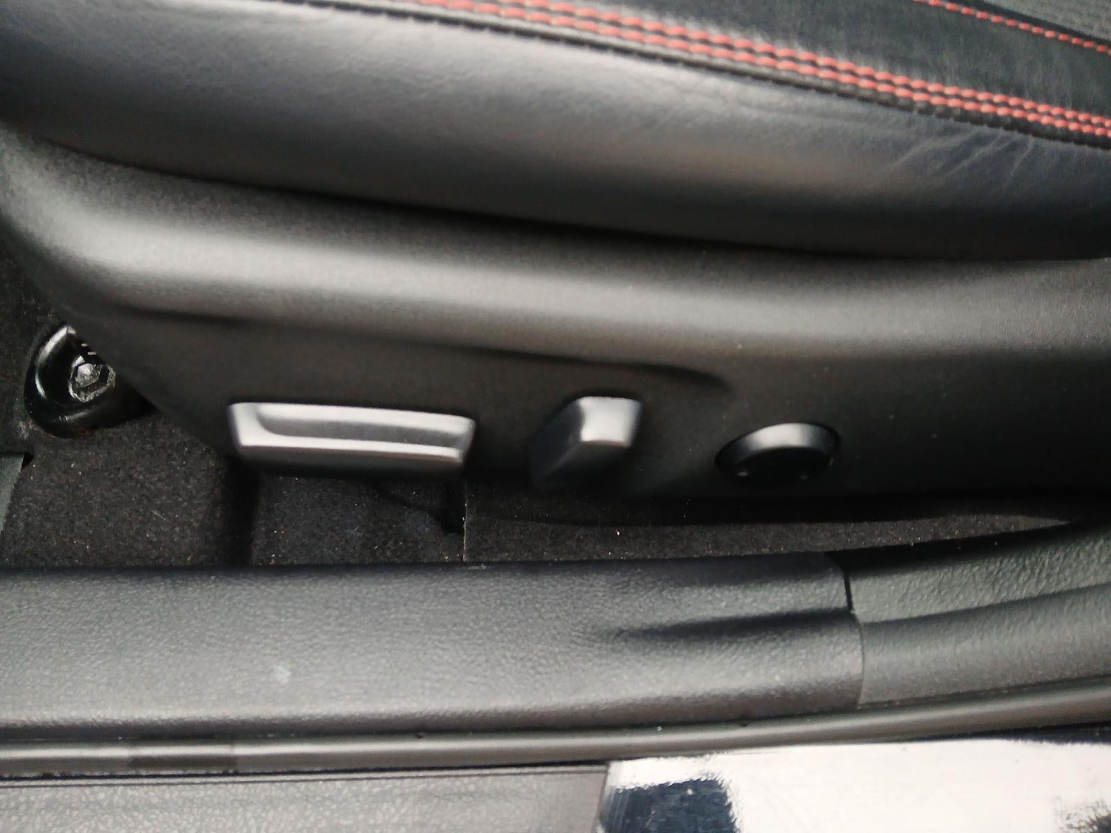 2017 Toyota CAMRY SE SEDAN