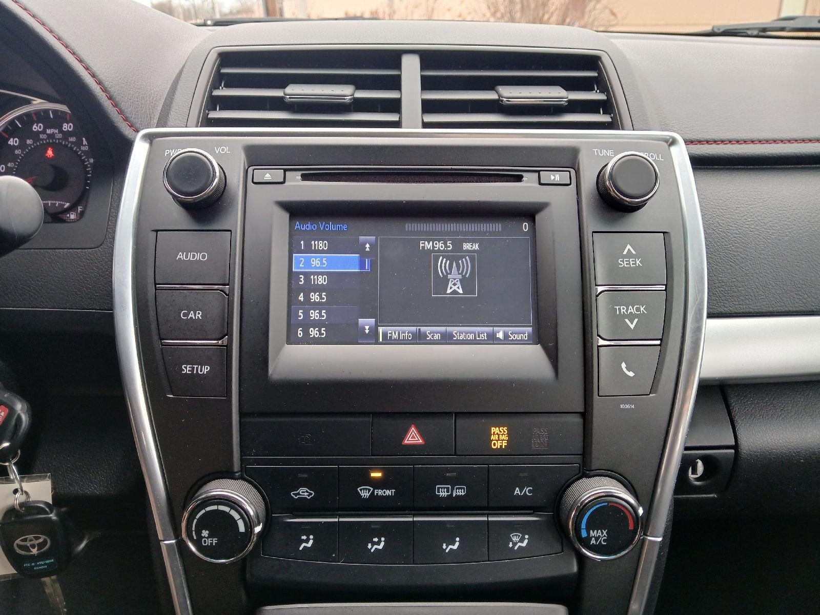 2017 Toyota CAMRY SE SEDAN