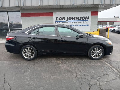 2017 Toyota CAMRY SE SEDAN