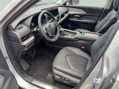 2024 Toyota GRAND HIGHLANDER Limited