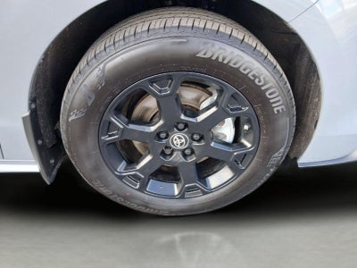 2025 Toyota SIENNA XLE AWD Woodland Edition