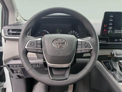 2023 Toyota Sienna XLE 7-Passenger