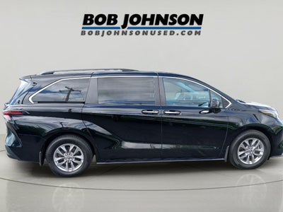 2023 Toyota Sienna XLE 7-Passenger
