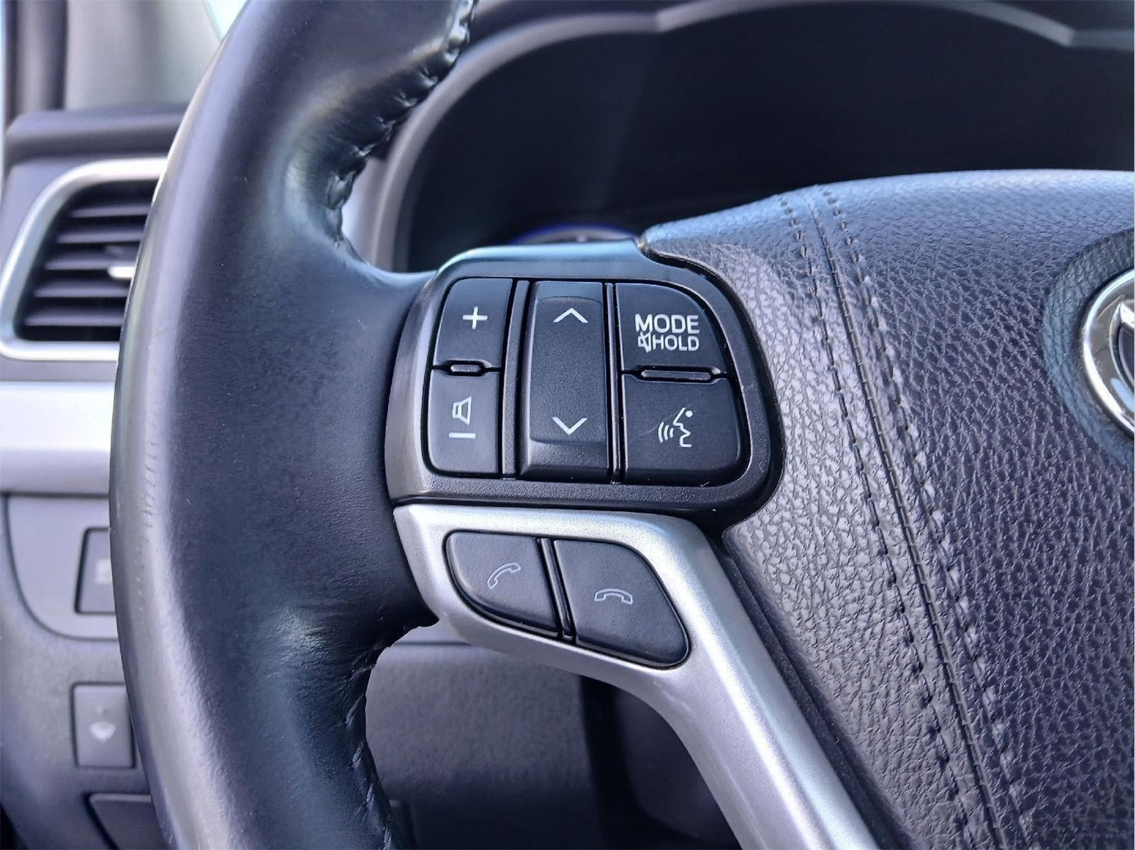 2019 Toyota HIGHLANDER SUV