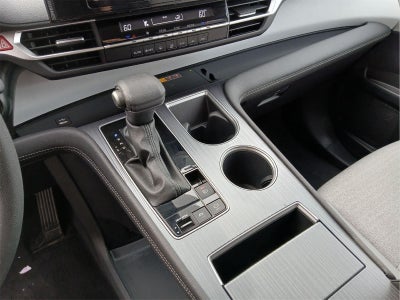 2025 Toyota Sienna LE 8-Passenger