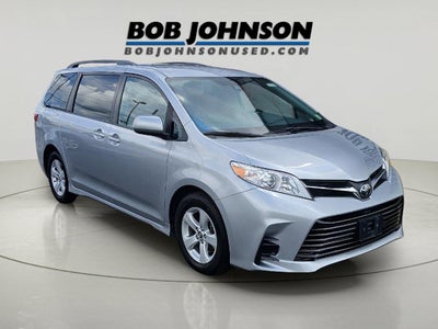 2019 Toyota Sienna LE 8-Passenger