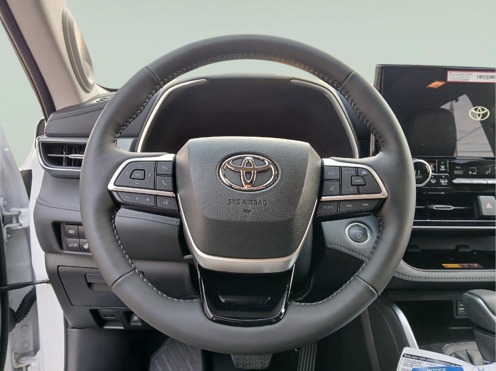 2026 Toyota Highlander Hybrid Limited