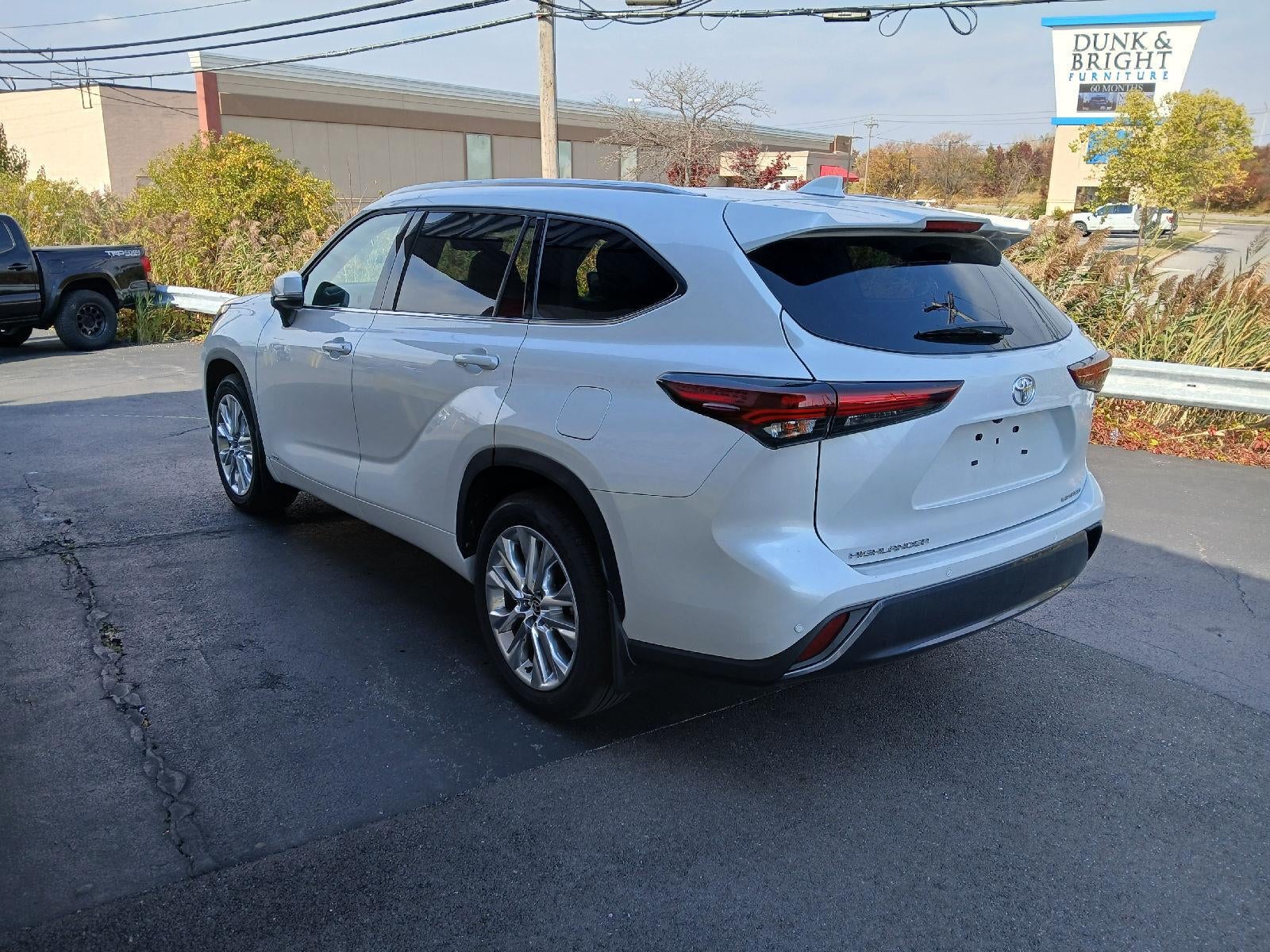 2026 Toyota Highlander Hybrid Limited