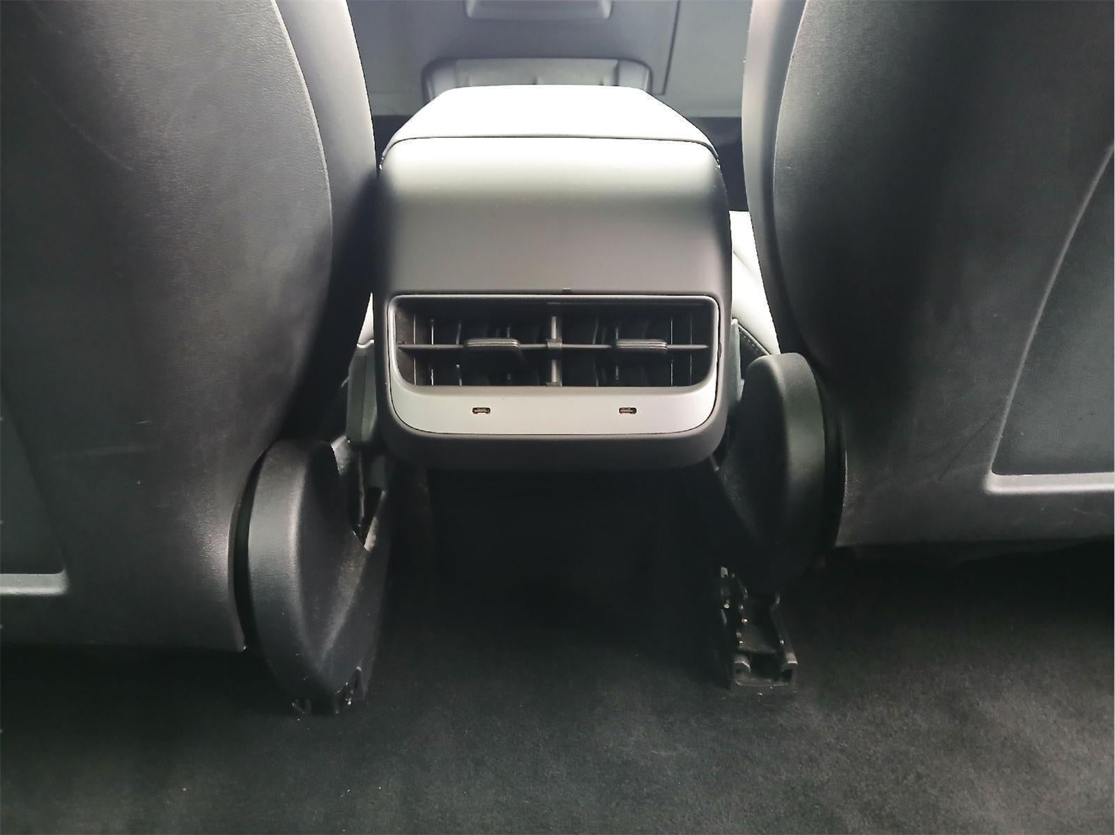 2022 Tesla Model 3 SEDAN