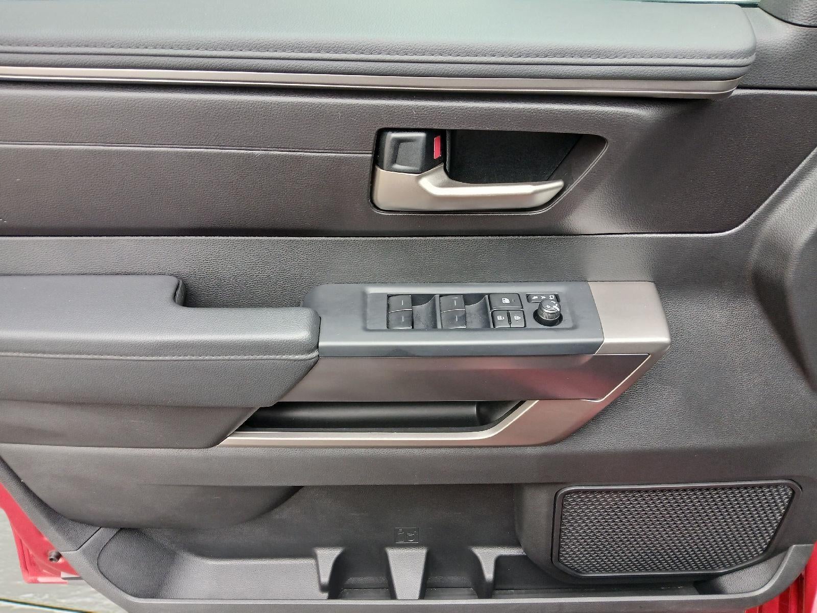 2025 Toyota Sequoia SR5