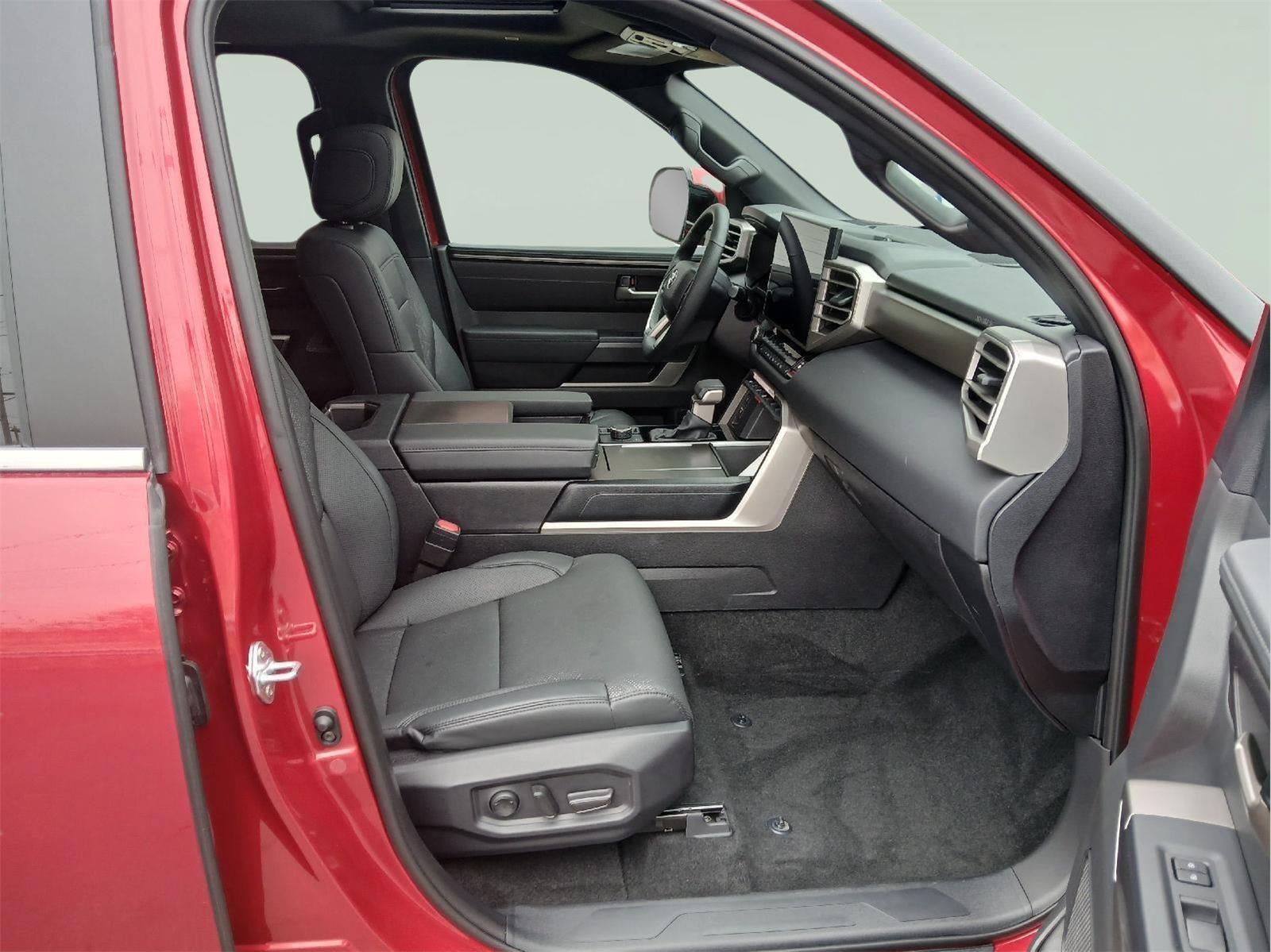 2025 Toyota Sequoia SR5