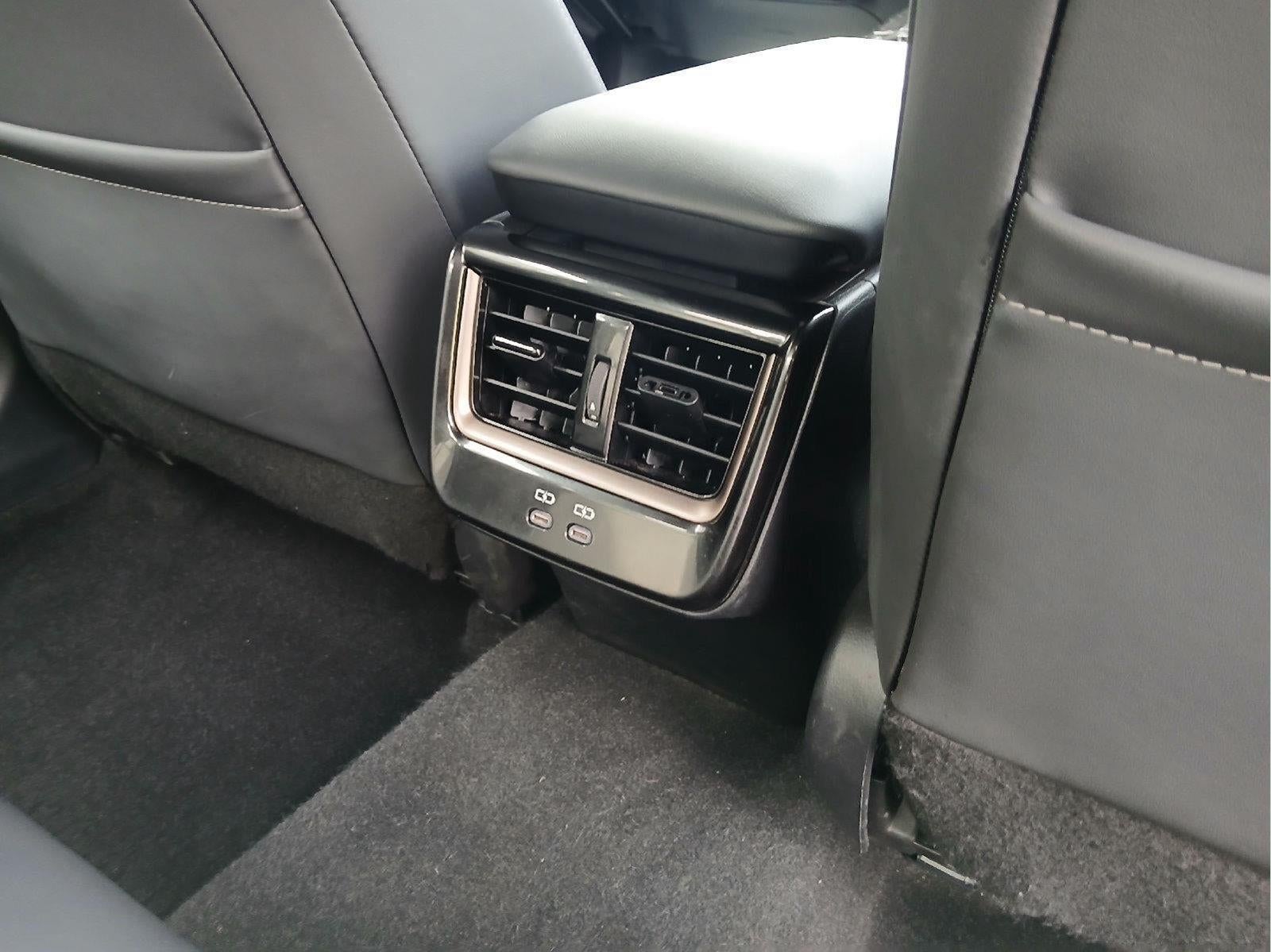 2025 Toyota Toyota Crown XLE
