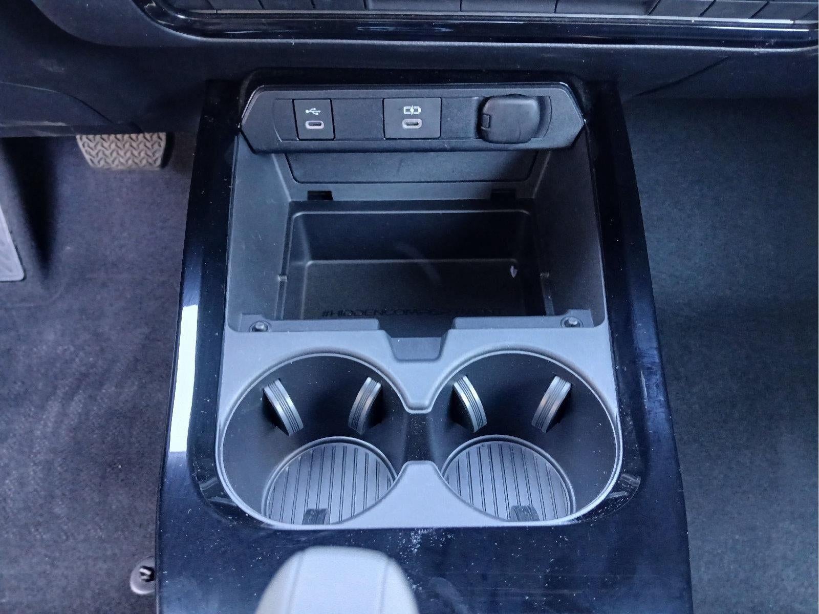2023 Toyota Prius LE