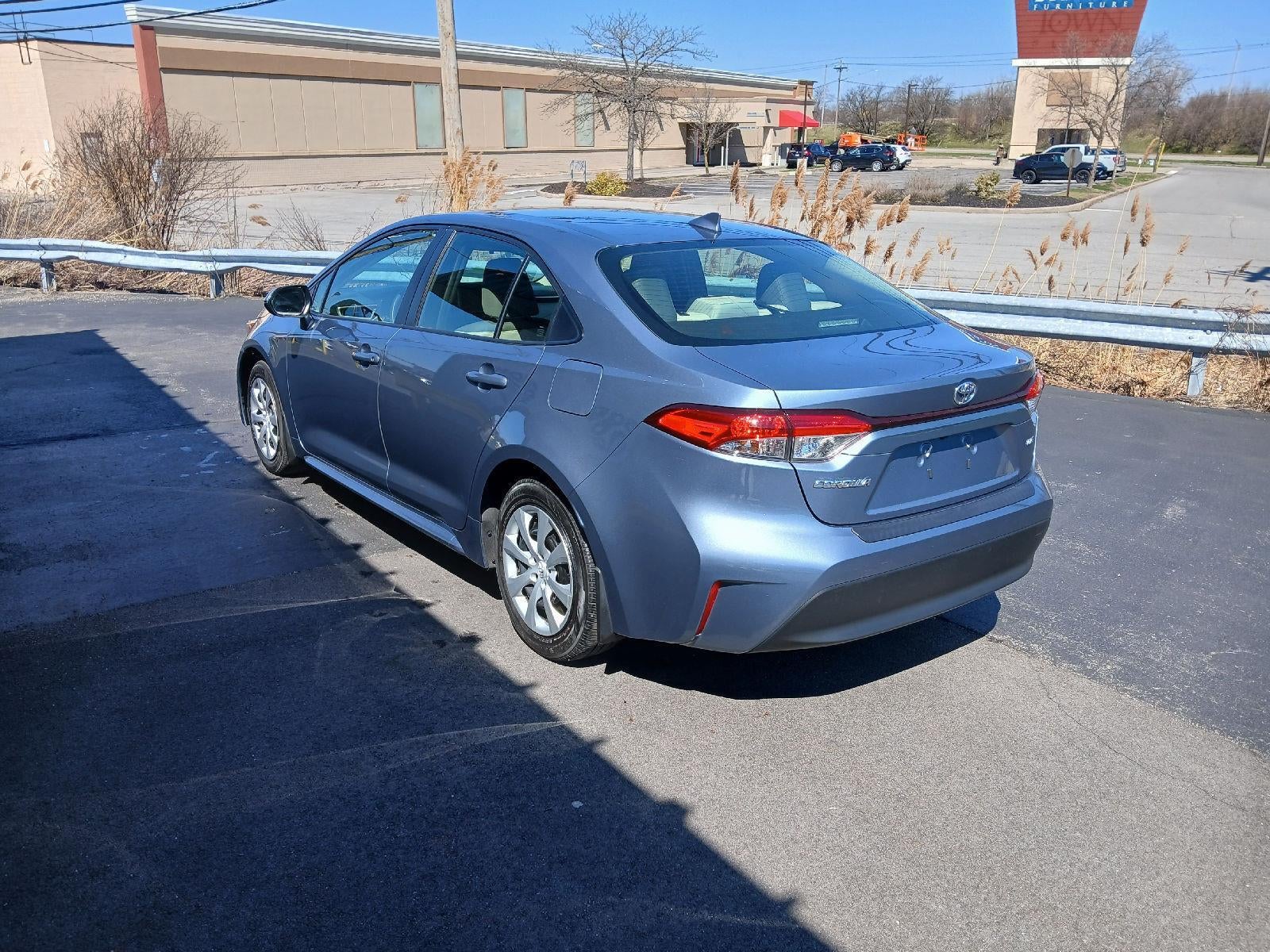 2023 Toyota COROLLA LE