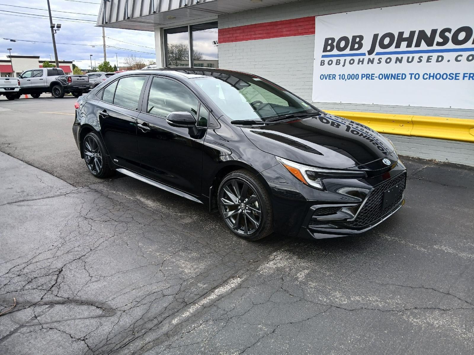 2025 Toyota Corolla Hybrid SE