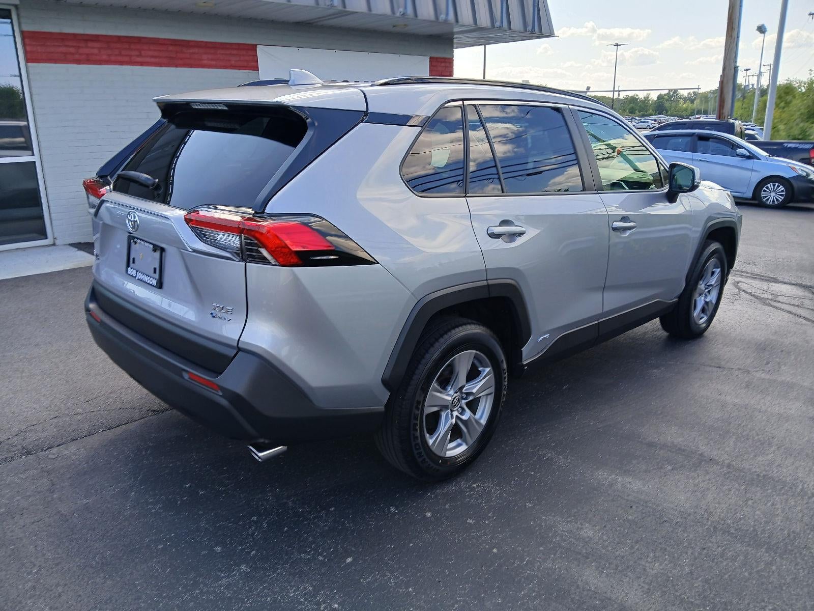 2025 Toyota Rav4 Hybrid XLE
