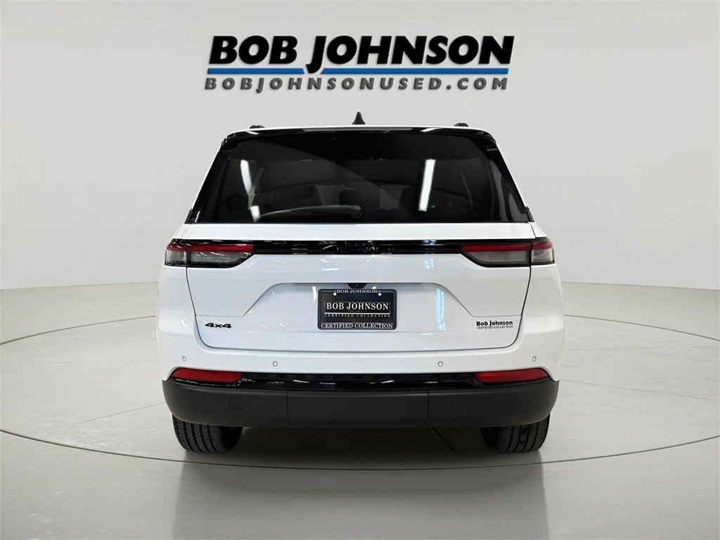 2023 Jeep Grand Cherokee Altitude CarBravo Certified