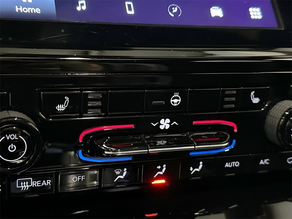 2023 Jeep Grand Cherokee Altitude CarBravo Certified