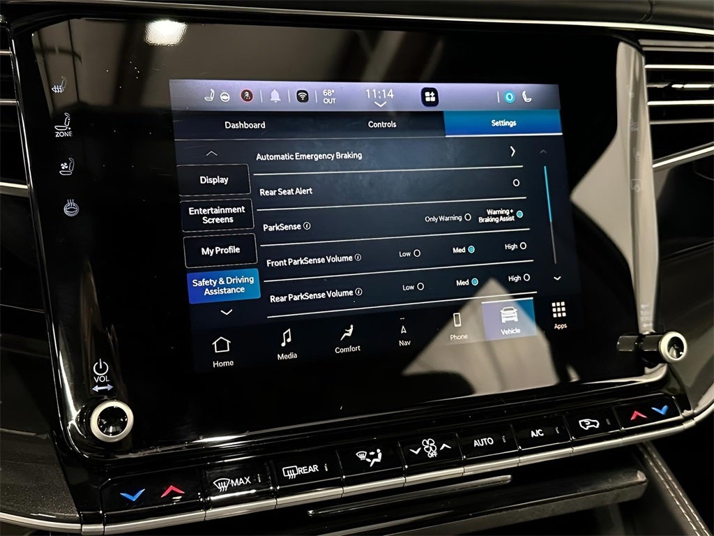 2022 Jeep Wagoneer Series I CarBravo