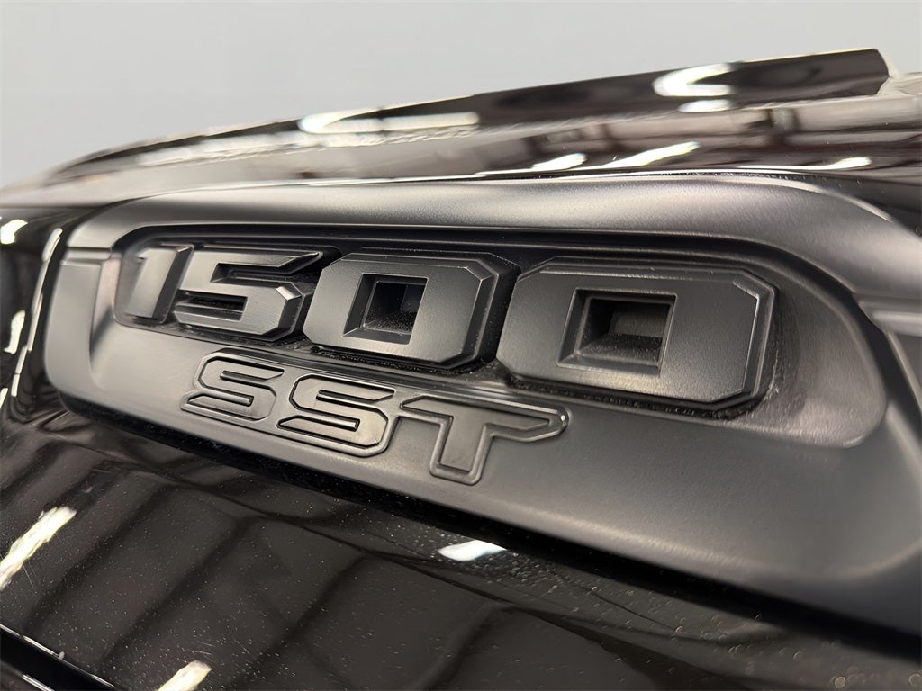 2025 RAM 1500 Tradesman CarBravo