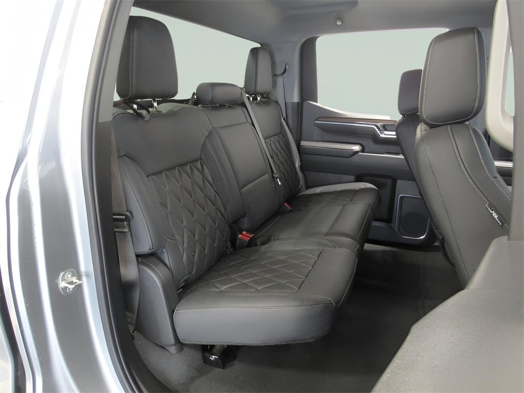 2025 Chevrolet Silverado 1500 LT w/ 6" Full Suspension Lift