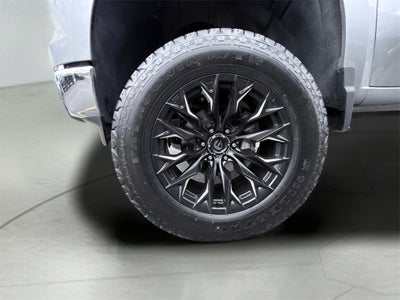 2025 Chevrolet Silverado 1500 LT w/ 6" Full Suspension Lift