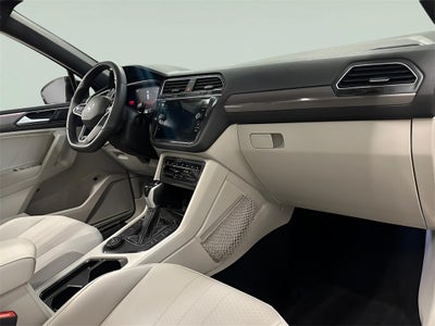 2022 Volkswagen Tiguan 2.0T SE R-Line Black CarBravo