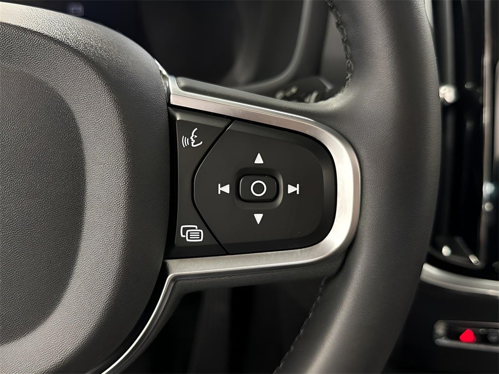 2025 Volvo S60 B5 Core CarBravo