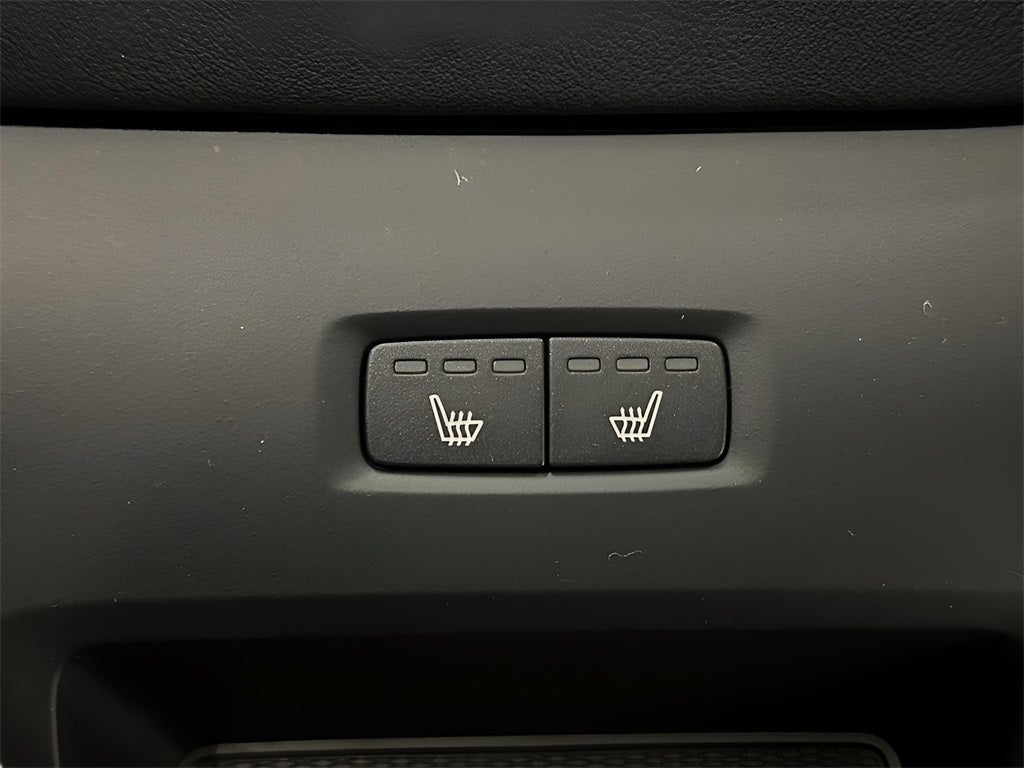 2025 Volvo S60 B5 Core CarBravo