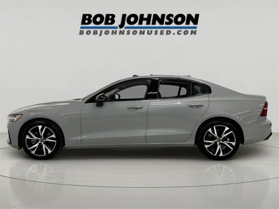 2025 Volvo S60 B5 Core CarBravo