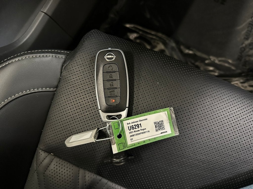2023 Nissan Rogue Platinum CarBravo Certified