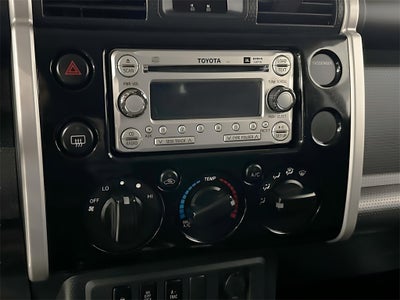 2013 Toyota FJ Cruiser Base 1 Owner / CarBravo Certified