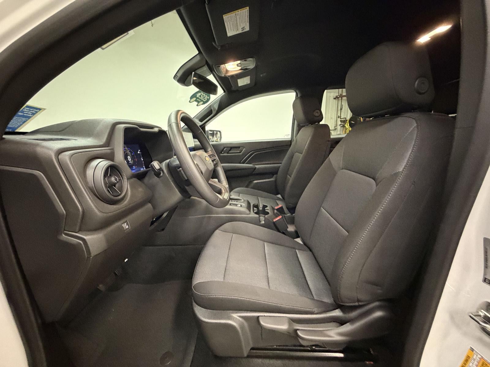 2023 Chevrolet Colorado WT