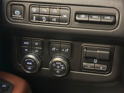 2024 GMC Yukon Denali Ultimate