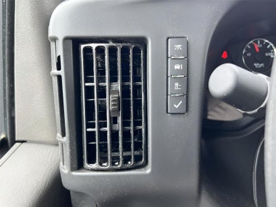 2025 Chevrolet Express Cutaway 3500 1WT