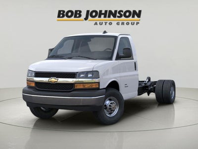 2025 Chevrolet Express Cutaway 3500 1WT